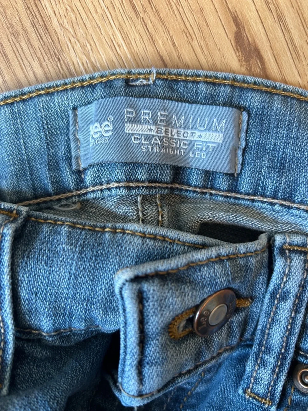 Lee 33x32 Men's Blue Straight-Leg Jeans